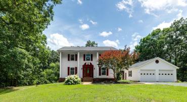 14261 THOMAS DR, WOODFORD, Virginia 22580, 3 Bedrooms Bedrooms, ,2 BathroomsBathrooms,Residential,For sale,14261 THOMAS DR,VACV2008422 MLS # VACV2008422