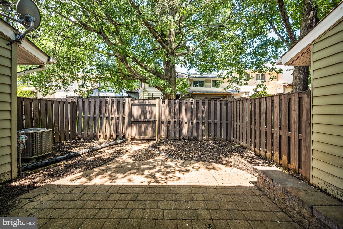 86 SUGARLAND RUN DR, STERLING, Virginia 20164, 4 Bedrooms Bedrooms, ,3 BathroomsBathrooms,Residential,For sale,86 SUGARLAND RUN DR,VALO2100832 MLS # VALO2100832
