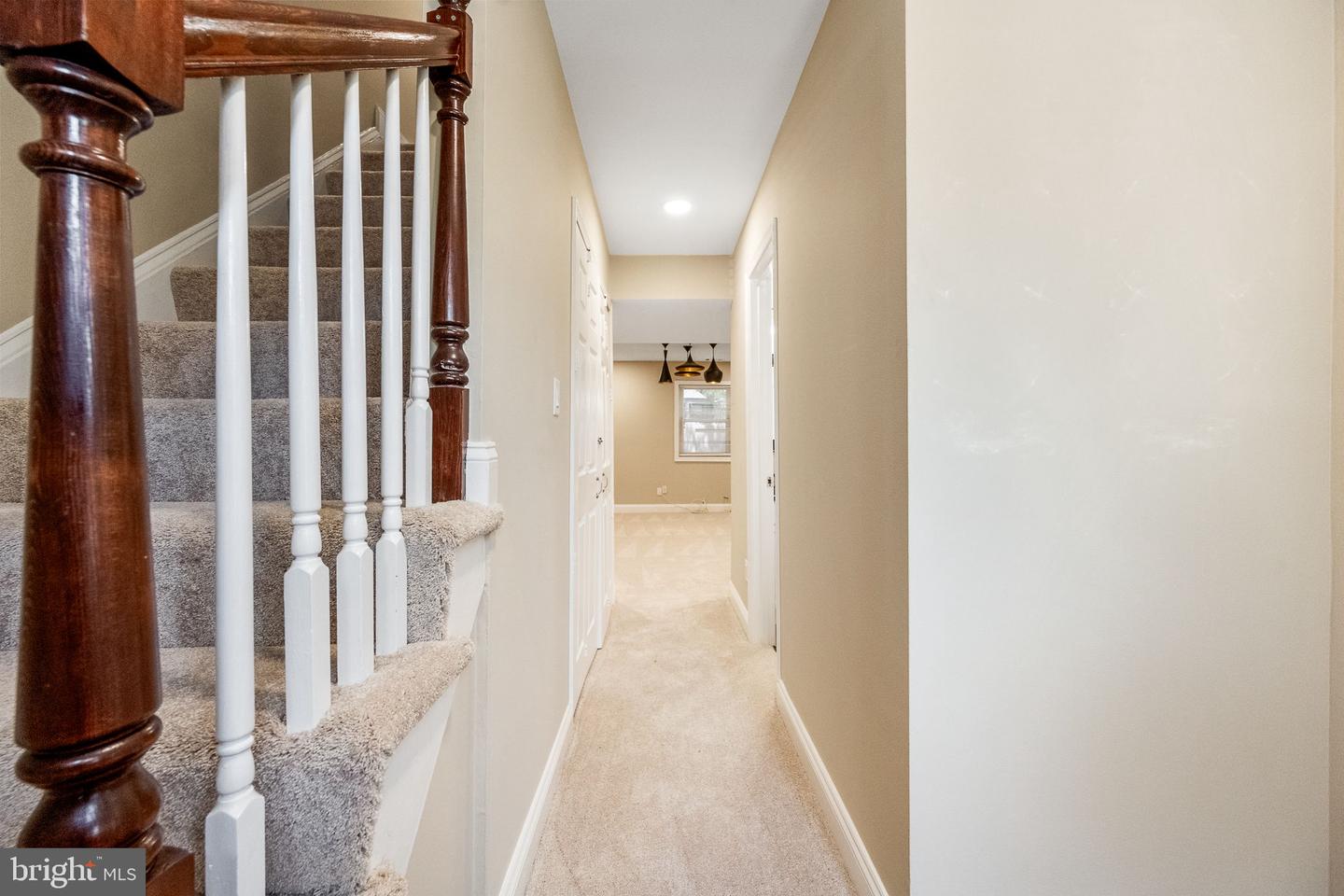 86 SUGARLAND RUN DR, STERLING, Virginia 20164, 4 Bedrooms Bedrooms, ,3 BathroomsBathrooms,Residential,For sale,86 SUGARLAND RUN DR,VALO2100832 MLS # VALO2100832