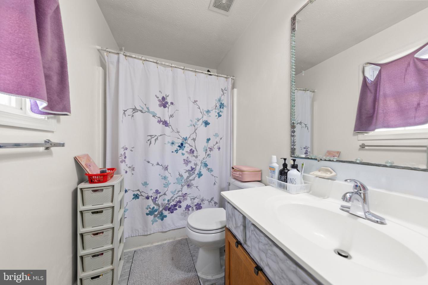 658 SHERLOCK TRCE, WINCHESTER, Virginia 22601, 5 Bedrooms Bedrooms, ,3 BathroomsBathrooms,Residential,For sale,658 SHERLOCK TRCE,VAWI2008542 MLS # VAWI2008542