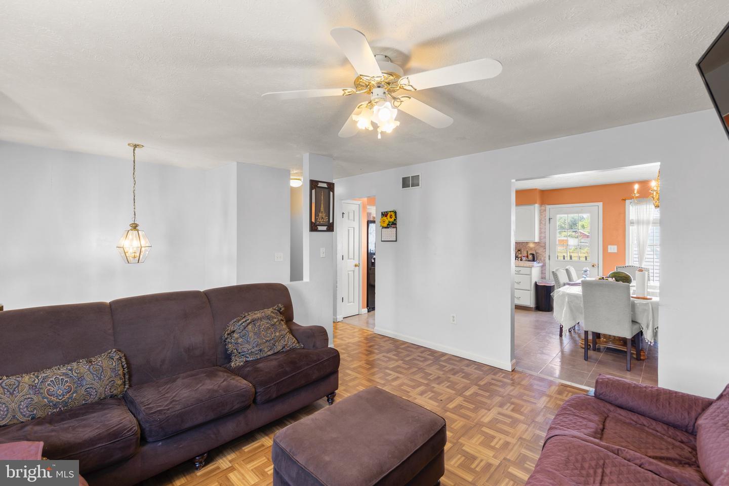 658 SHERLOCK TRCE, WINCHESTER, Virginia 22601, 5 Bedrooms Bedrooms, ,3 BathroomsBathrooms,Residential,For sale,658 SHERLOCK TRCE,VAWI2008542 MLS # VAWI2008542