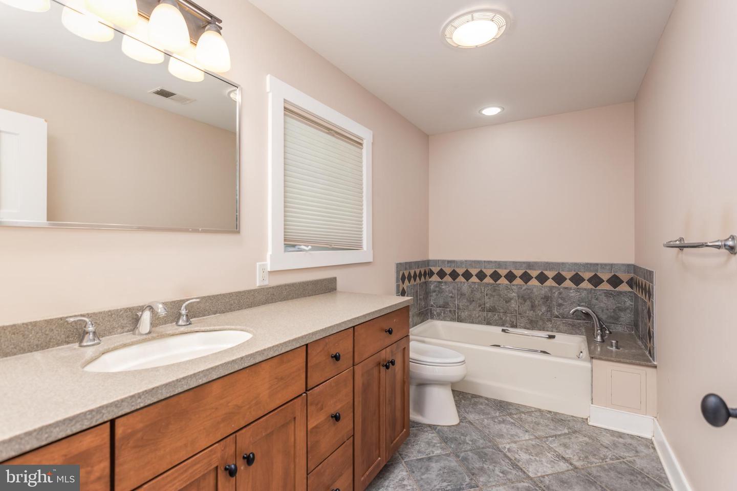 1321 VANCERIGHT CIR, WINCHESTER, Virginia 22601, 3 Bedrooms Bedrooms, ,3 BathroomsBathrooms,Residential,For sale,1321 VANCERIGHT CIR,VAWI2005808 MLS # VAWI2005808