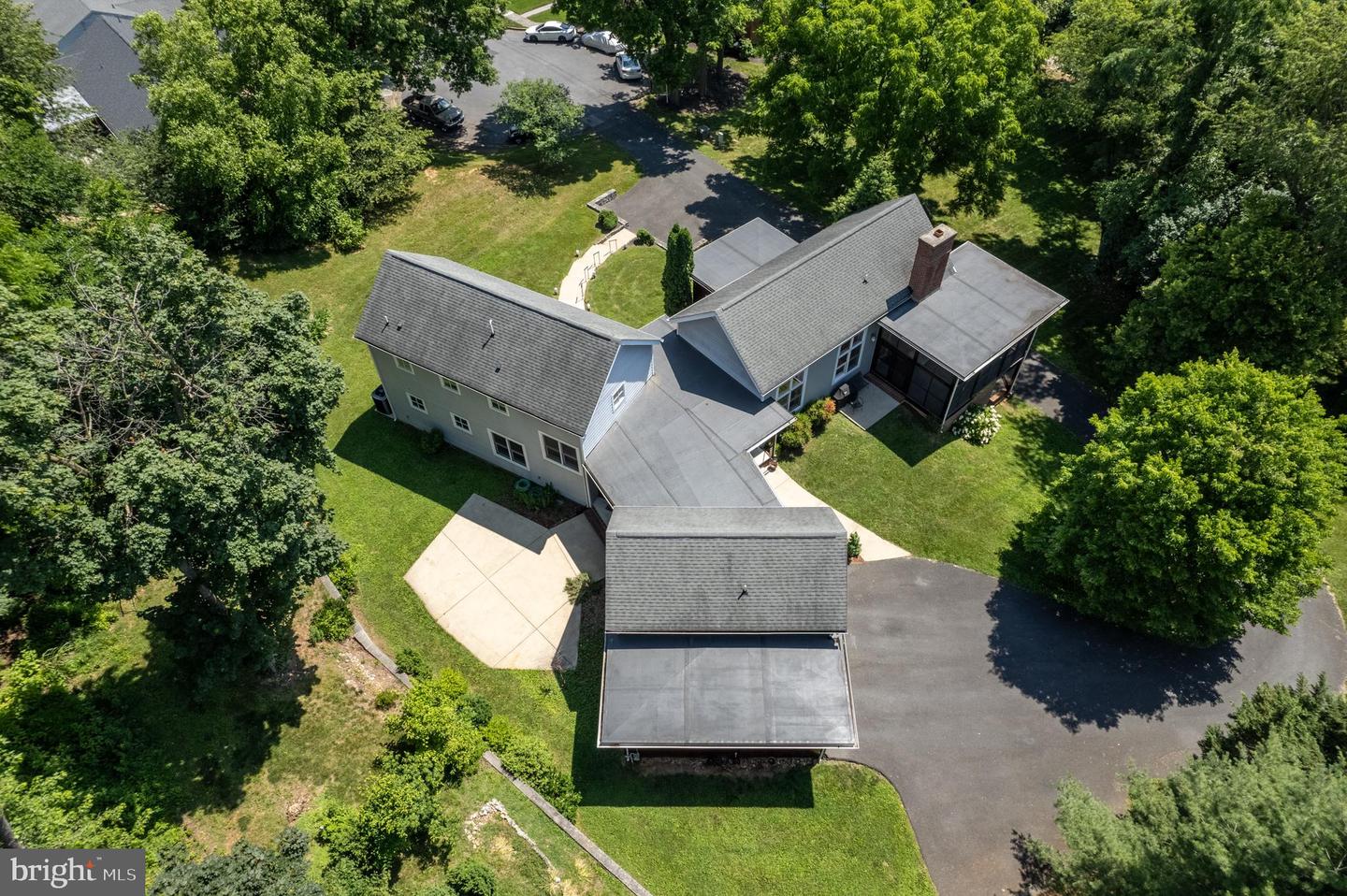 1321 VANCERIGHT CIR, WINCHESTER, Virginia 22601, 3 Bedrooms Bedrooms, ,3 BathroomsBathrooms,Residential,For sale,1321 VANCERIGHT CIR,VAWI2005808 MLS # VAWI2005808