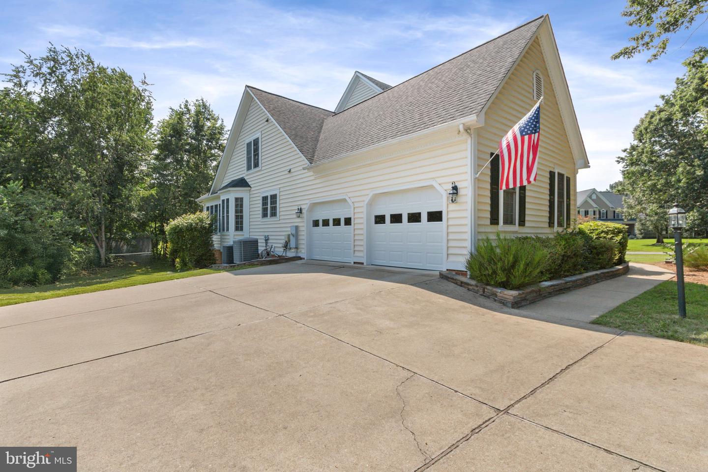 11918 BOULDER CT, SPOTSYLVANIA, Virginia 22553, 6 Bedrooms Bedrooms, ,5 BathroomsBathrooms,Residential,For sale,11918 BOULDER CT,VASP2029752 MLS # VASP2029752