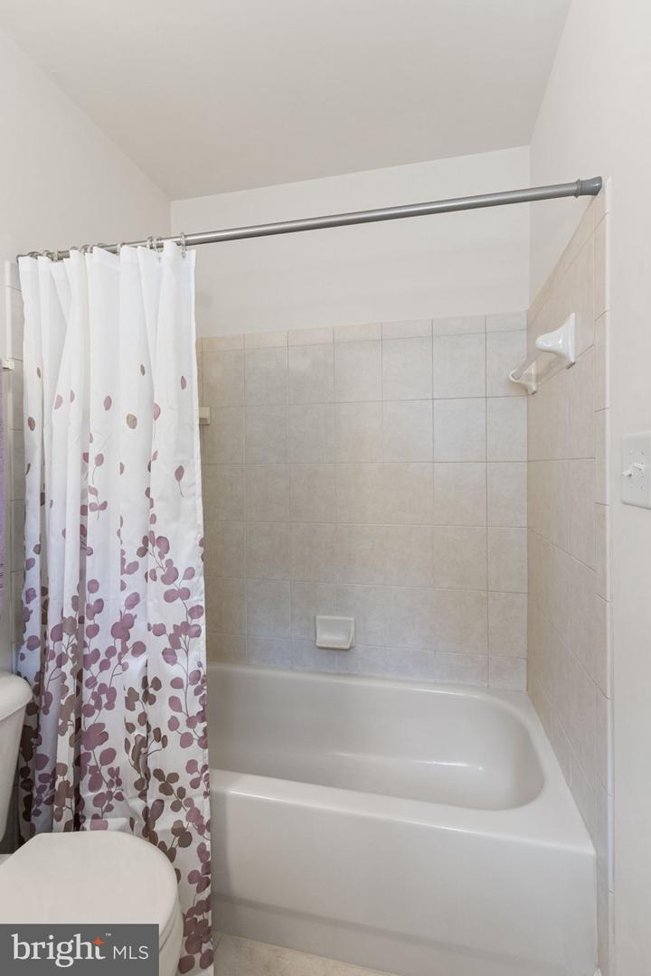 11918 BOULDER CT, SPOTSYLVANIA, Virginia 22553, 6 Bedrooms Bedrooms, ,5 BathroomsBathrooms,Residential,For sale,11918 BOULDER CT,VASP2029752 MLS # VASP2029752