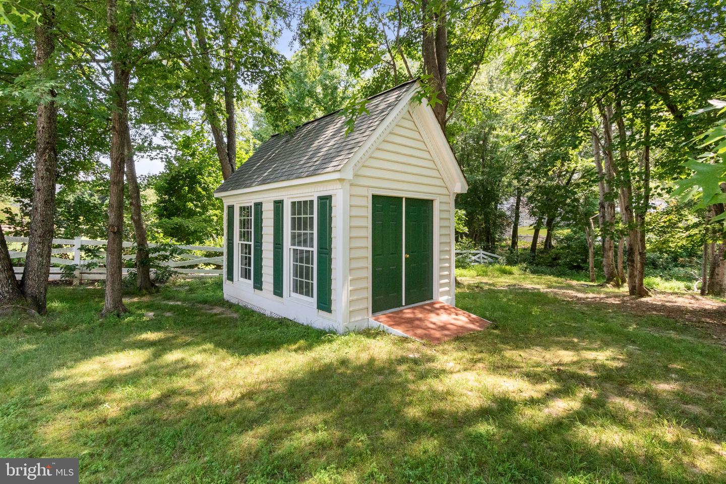 11918 BOULDER CT, SPOTSYLVANIA, Virginia 22553, 6 Bedrooms Bedrooms, ,5 BathroomsBathrooms,Residential,For sale,11918 BOULDER CT,VASP2029752 MLS # VASP2029752