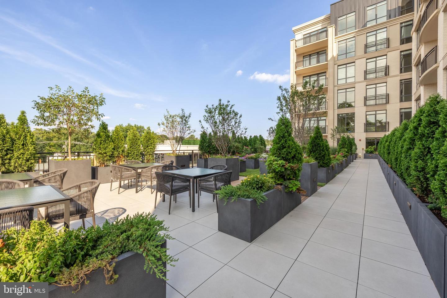 6718 LOWELL AVE #504, MCLEAN, Virginia 22101, 2 Bedrooms Bedrooms, ,2 BathroomsBathrooms,Residential,For sale,6718 LOWELL AVE #504,VAFX2176708 MLS # VAFX2176708