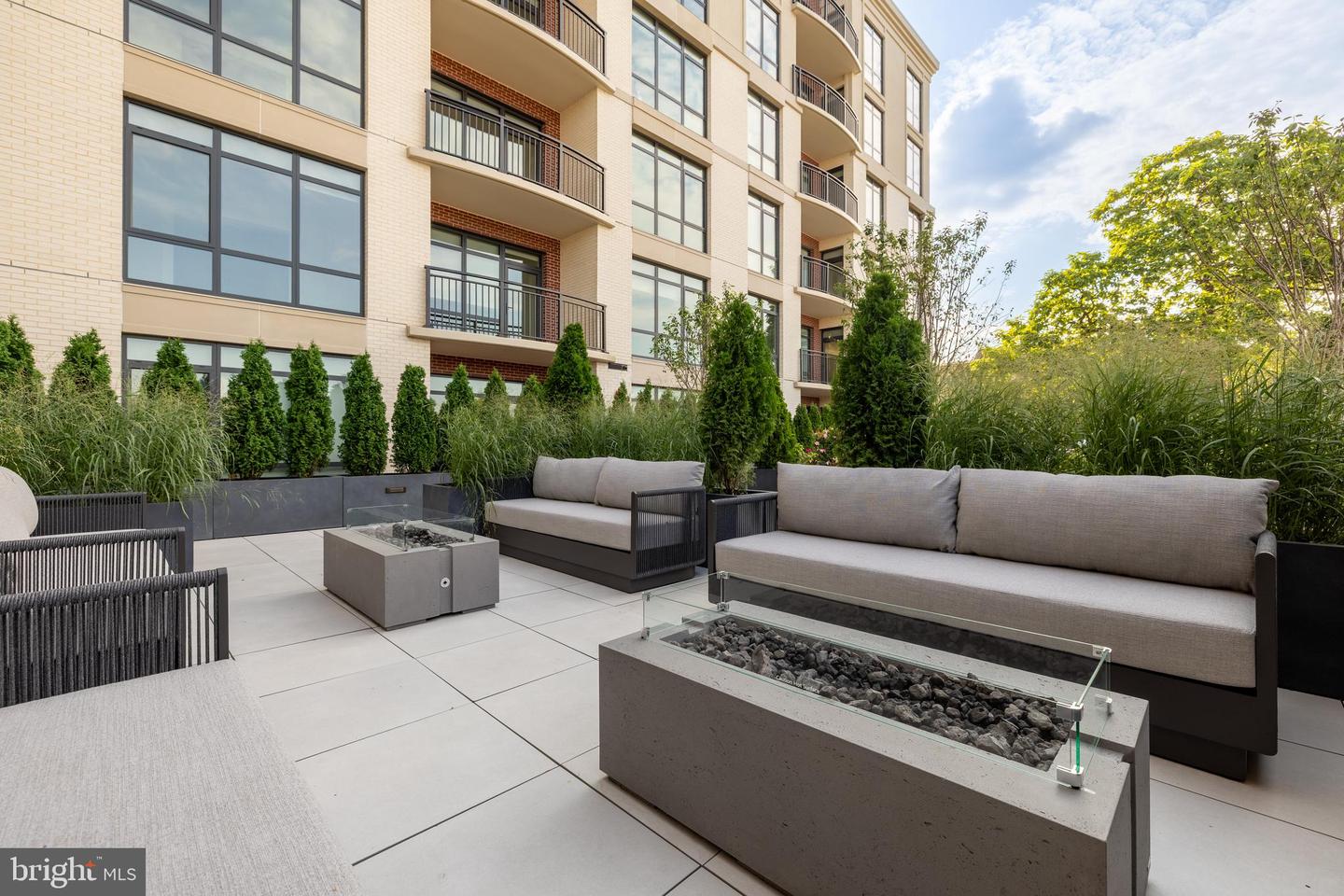 6718 LOWELL AVE #504, MCLEAN, Virginia 22101, 2 Bedrooms Bedrooms, ,2 BathroomsBathrooms,Residential,For sale,6718 LOWELL AVE #504,VAFX2176708 MLS # VAFX2176708