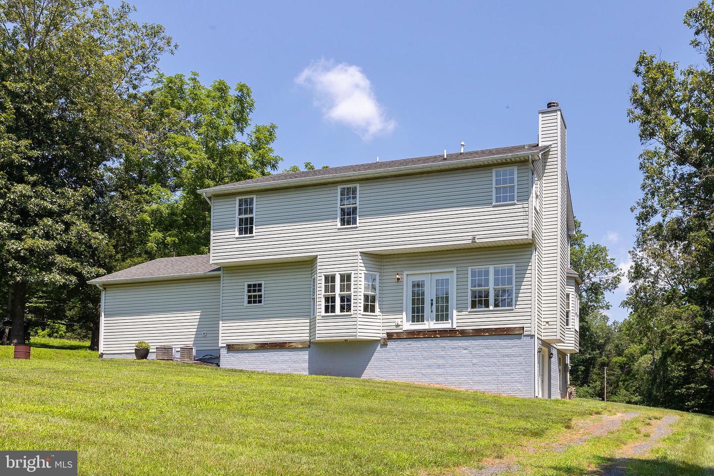 1159 STONEY BOTTOM RD, FRONT ROYAL, Virginia 22630, 4 Bedrooms Bedrooms, 14 Rooms Rooms,3 BathroomsBathrooms,Residential,For sale,1159 STONEY BOTTOM RD,VAWR2008988 MLS # VAWR2008988