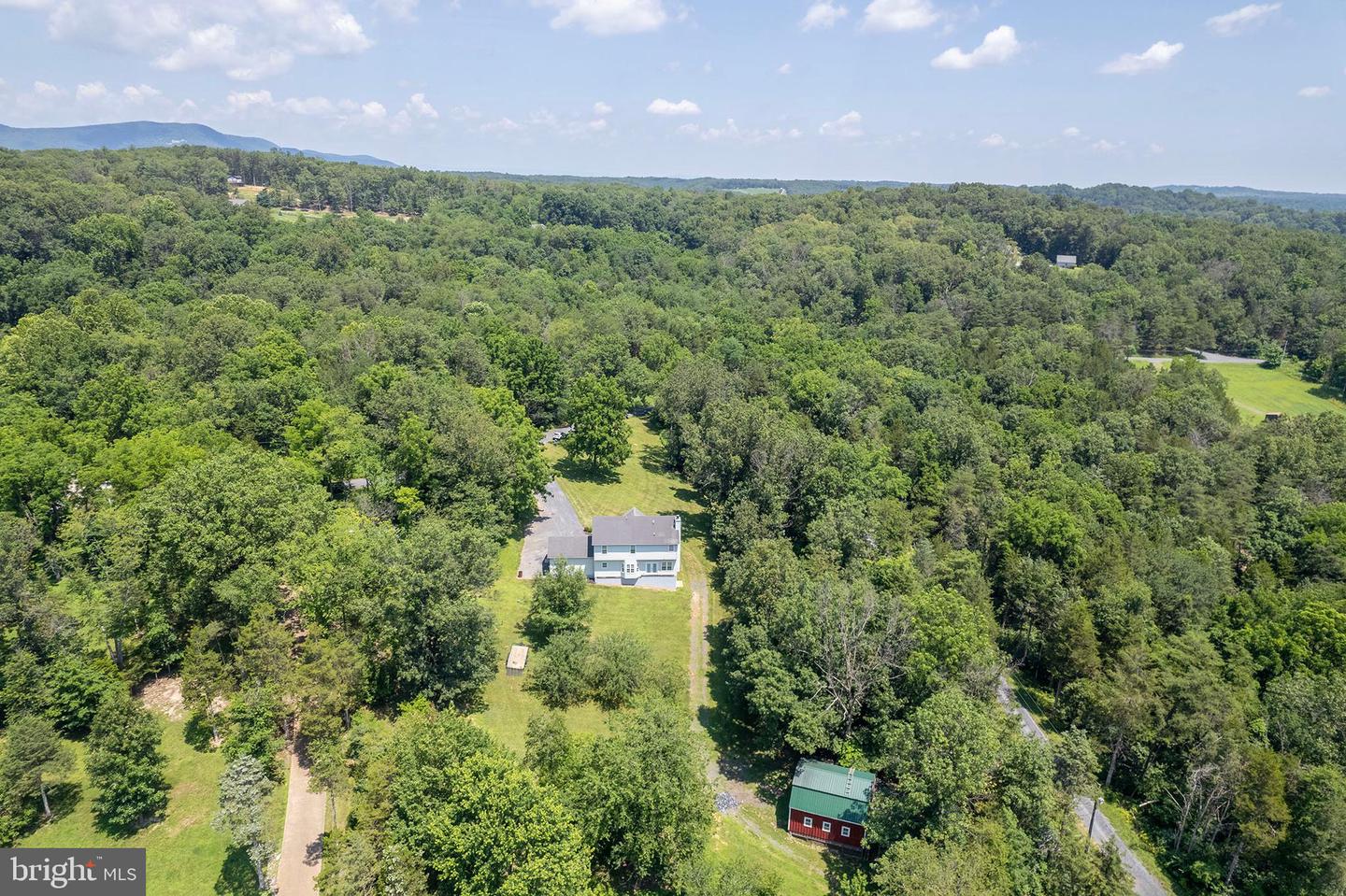 1159 STONEY BOTTOM RD, FRONT ROYAL, Virginia 22630, 4 Bedrooms Bedrooms, 14 Rooms Rooms,3 BathroomsBathrooms,Residential,For sale,1159 STONEY BOTTOM RD,VAWR2008988 MLS # VAWR2008988