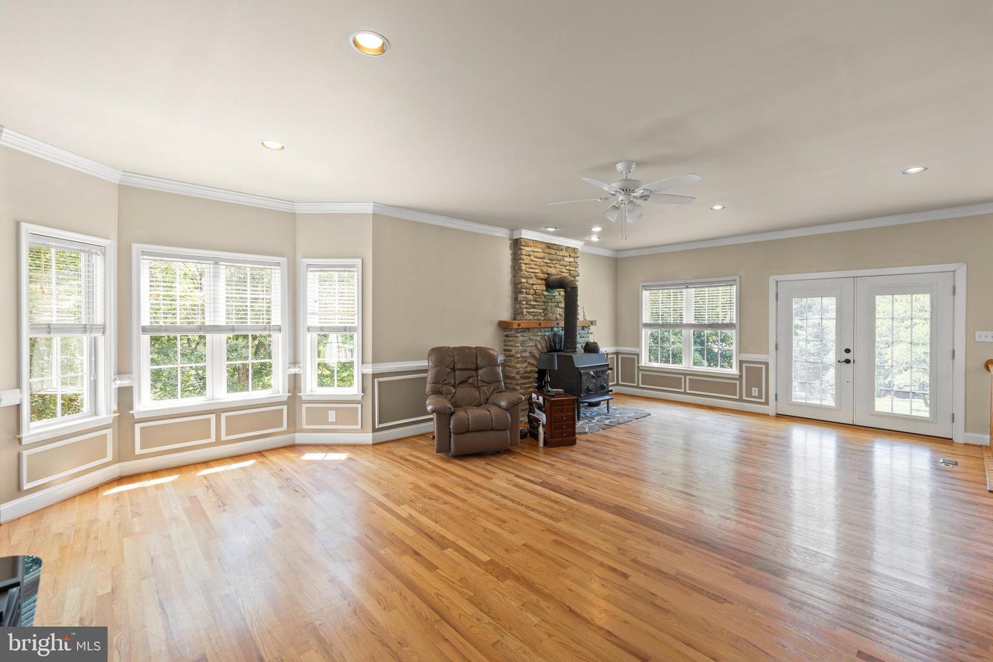1159 STONEY BOTTOM RD, FRONT ROYAL, Virginia 22630, 4 Bedrooms Bedrooms, 14 Rooms Rooms,3 BathroomsBathrooms,Residential,For sale,1159 STONEY BOTTOM RD,VAWR2008988 MLS # VAWR2008988