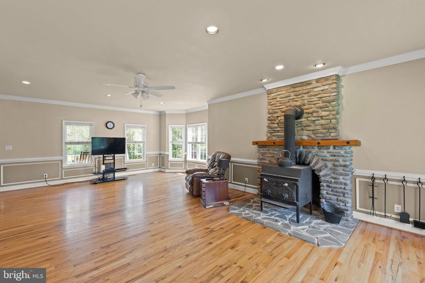 1159 STONEY BOTTOM RD, FRONT ROYAL, Virginia 22630, 4 Bedrooms Bedrooms, 14 Rooms Rooms,3 BathroomsBathrooms,Residential,For sale,1159 STONEY BOTTOM RD,VAWR2008988 MLS # VAWR2008988