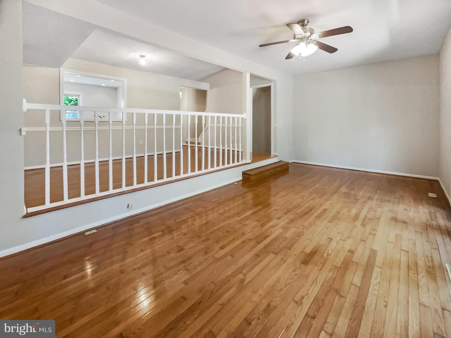 10388 HAMPSHIRE GREEN AVE, FAIRFAX, Virginia 22032, 3 Bedrooms Bedrooms, ,2 BathroomsBathrooms,Residential,For sale,10388 HAMPSHIRE GREEN AVE,VAFX2201426 MLS # VAFX2201426