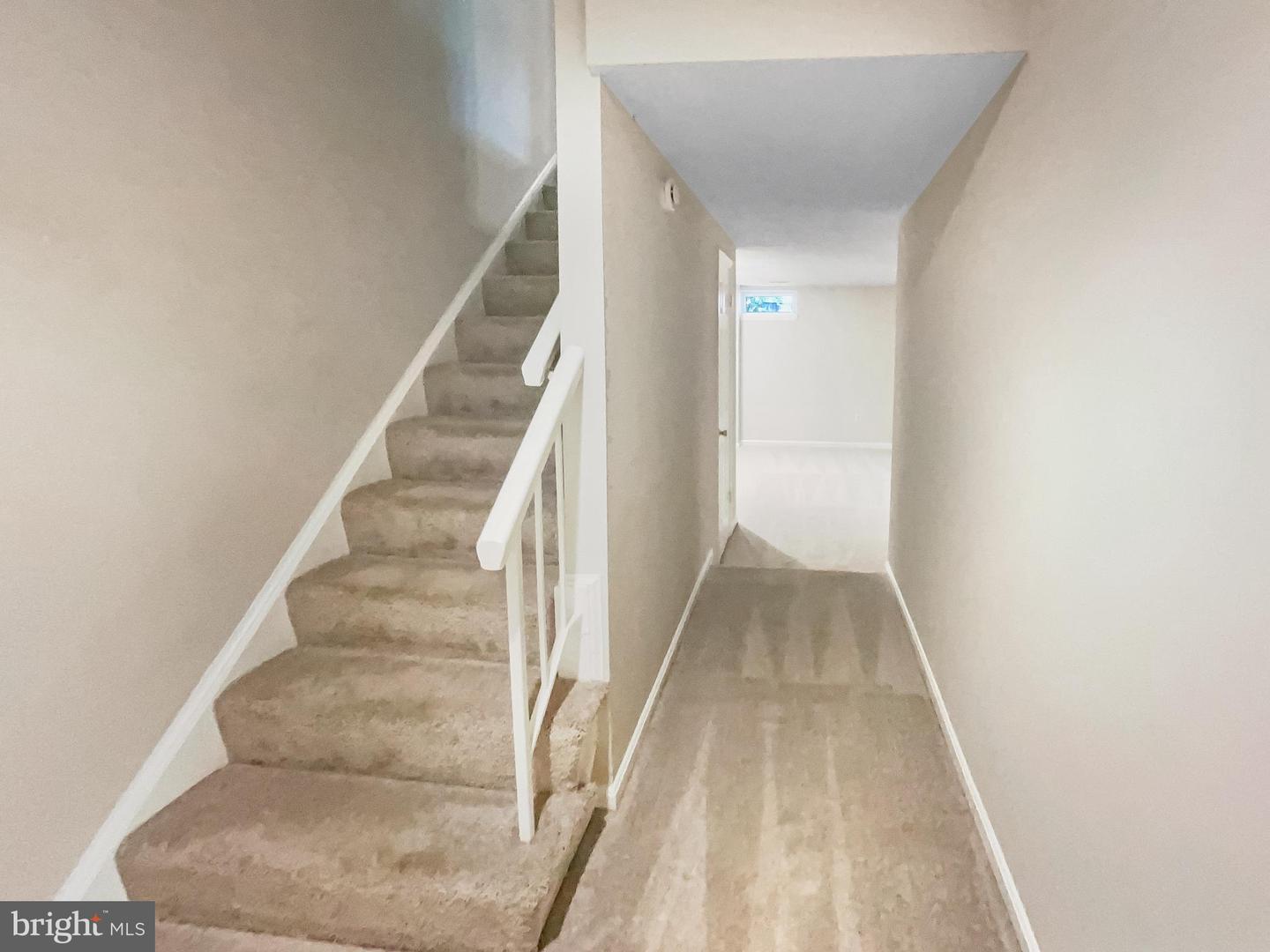 10388 HAMPSHIRE GREEN AVE, FAIRFAX, Virginia 22032, 3 Bedrooms Bedrooms, ,2 BathroomsBathrooms,Residential,For sale,10388 HAMPSHIRE GREEN AVE,VAFX2201426 MLS # VAFX2201426