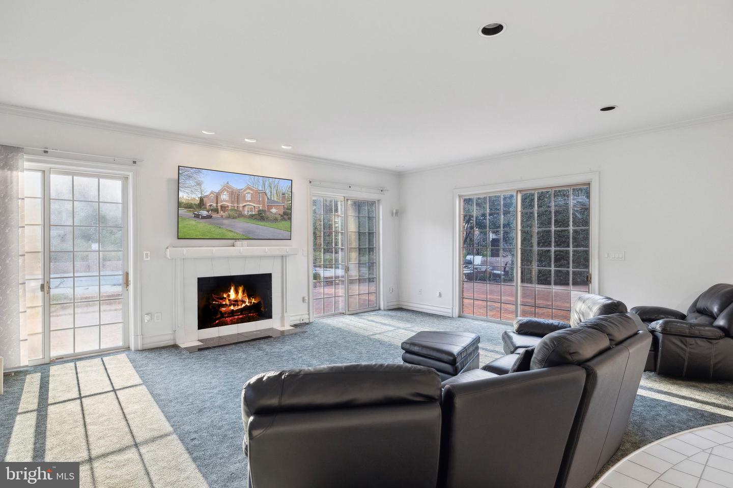 7707 CARLTON PL, MCLEAN, Virginia 22102, 7 Bedrooms Bedrooms, ,7 BathroomsBathrooms,Residential,For sale,7707 CARLTON PL,VAFX2224150 MLS # VAFX2224150