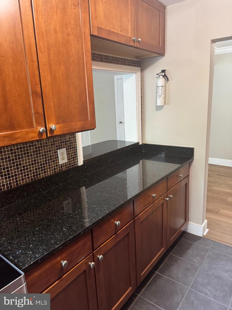 2835 GAINESVILLE ST SE #101, WASHINGTON, District Of Columbia 20020, 2 Bedrooms Bedrooms, ,1 BathroomBathrooms,Residential,For sale,2835 GAINESVILLE ST SE #101,DCDC2190702 MLS # DCDC2190702