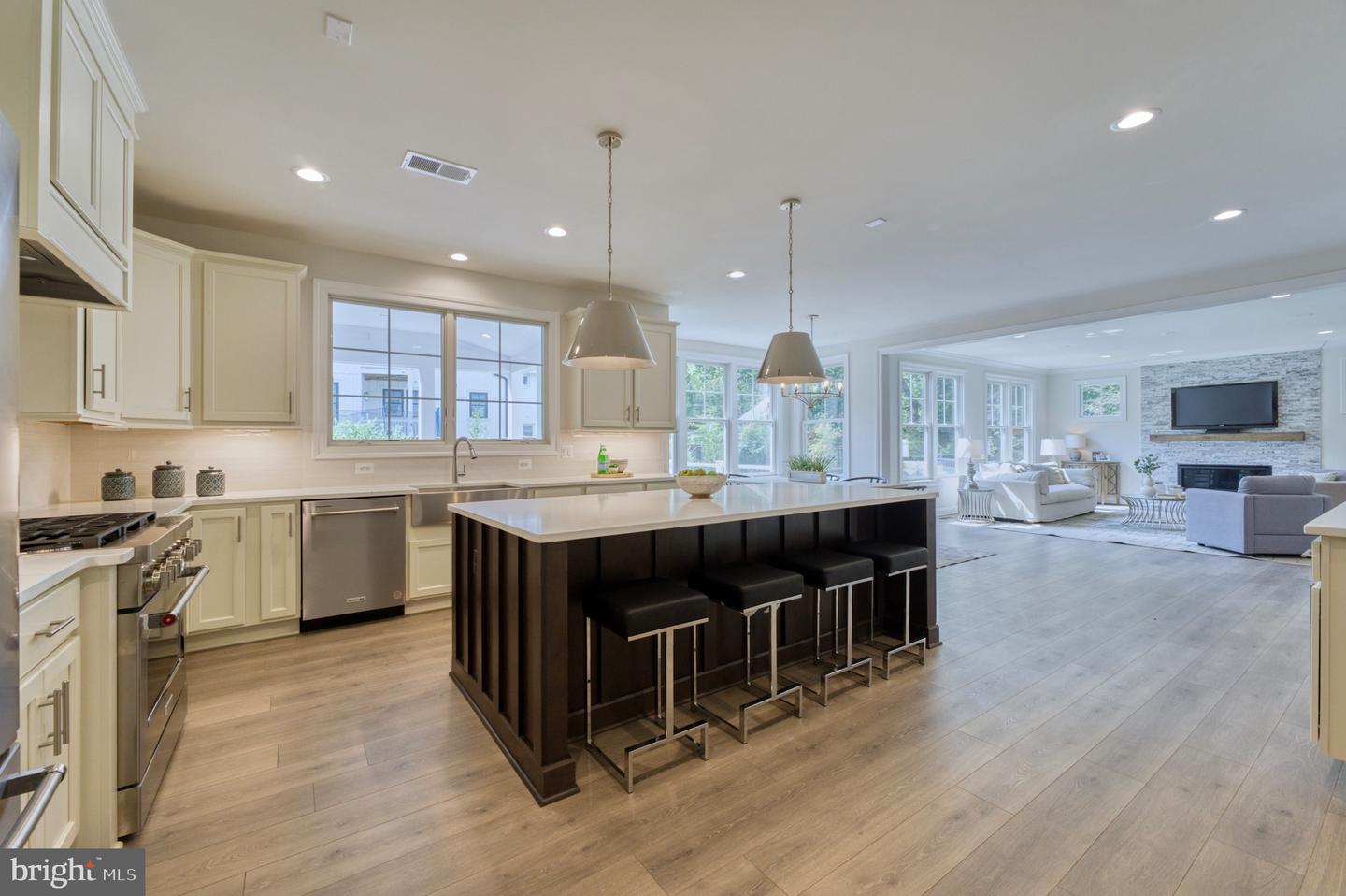 1837 RUPERT ST, MCLEAN, Virginia 22101, 7 Bedrooms Bedrooms, ,7 BathroomsBathrooms,Residential,For sale,1837 RUPERT ST,VAFX2228912 MLS # VAFX2228912