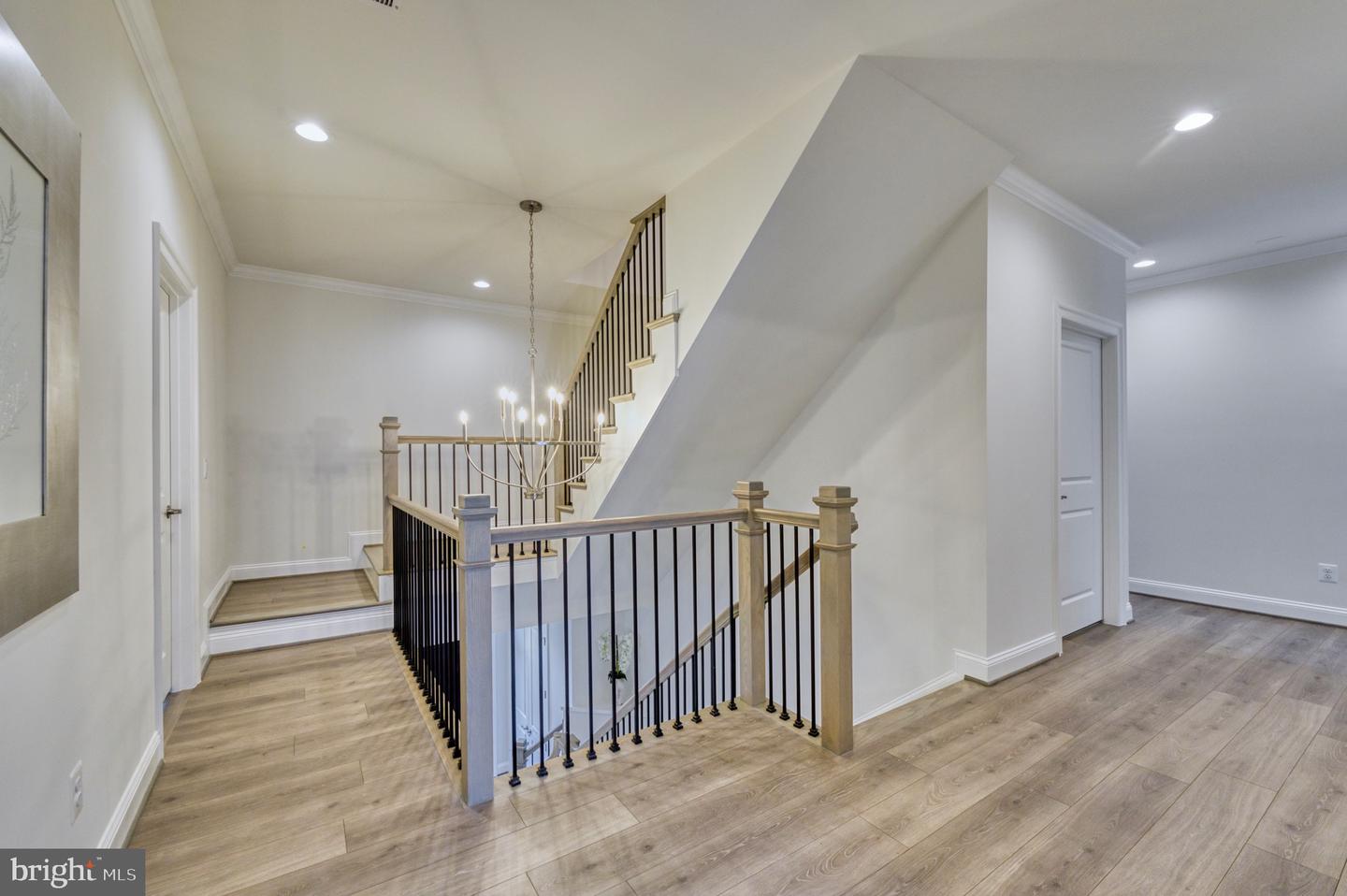 1837 RUPERT ST, MCLEAN, Virginia 22101, 7 Bedrooms Bedrooms, ,7 BathroomsBathrooms,Residential,For sale,1837 RUPERT ST,VAFX2228912 MLS # VAFX2228912
