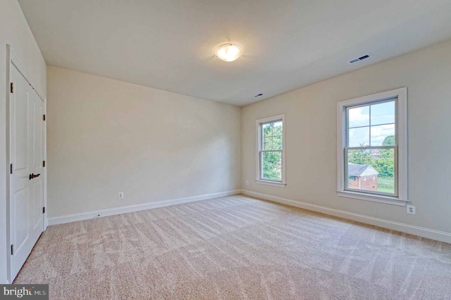 1837 RUPERT ST, MCLEAN, Virginia 22101, 7 Bedrooms Bedrooms, ,7 BathroomsBathrooms,Residential,For sale,1837 RUPERT ST,VAFX2228912 MLS # VAFX2228912