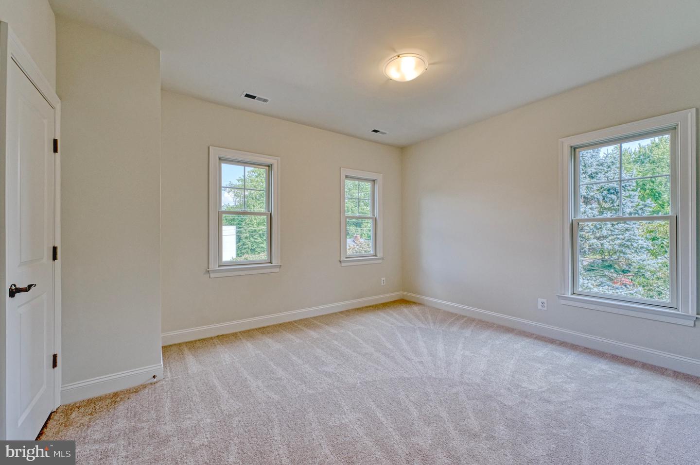 1837 RUPERT ST, MCLEAN, Virginia 22101, 7 Bedrooms Bedrooms, ,7 BathroomsBathrooms,Residential,For sale,1837 RUPERT ST,VAFX2228912 MLS # VAFX2228912