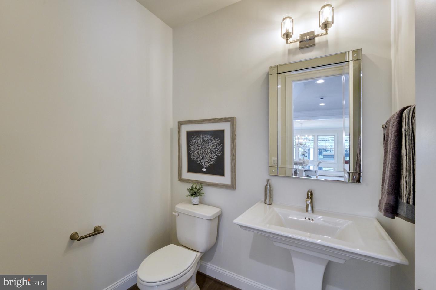 1837 RUPERT ST, MCLEAN, Virginia 22101, 7 Bedrooms Bedrooms, ,7 BathroomsBathrooms,Residential,For sale,1837 RUPERT ST,VAFX2228912 MLS # VAFX2228912