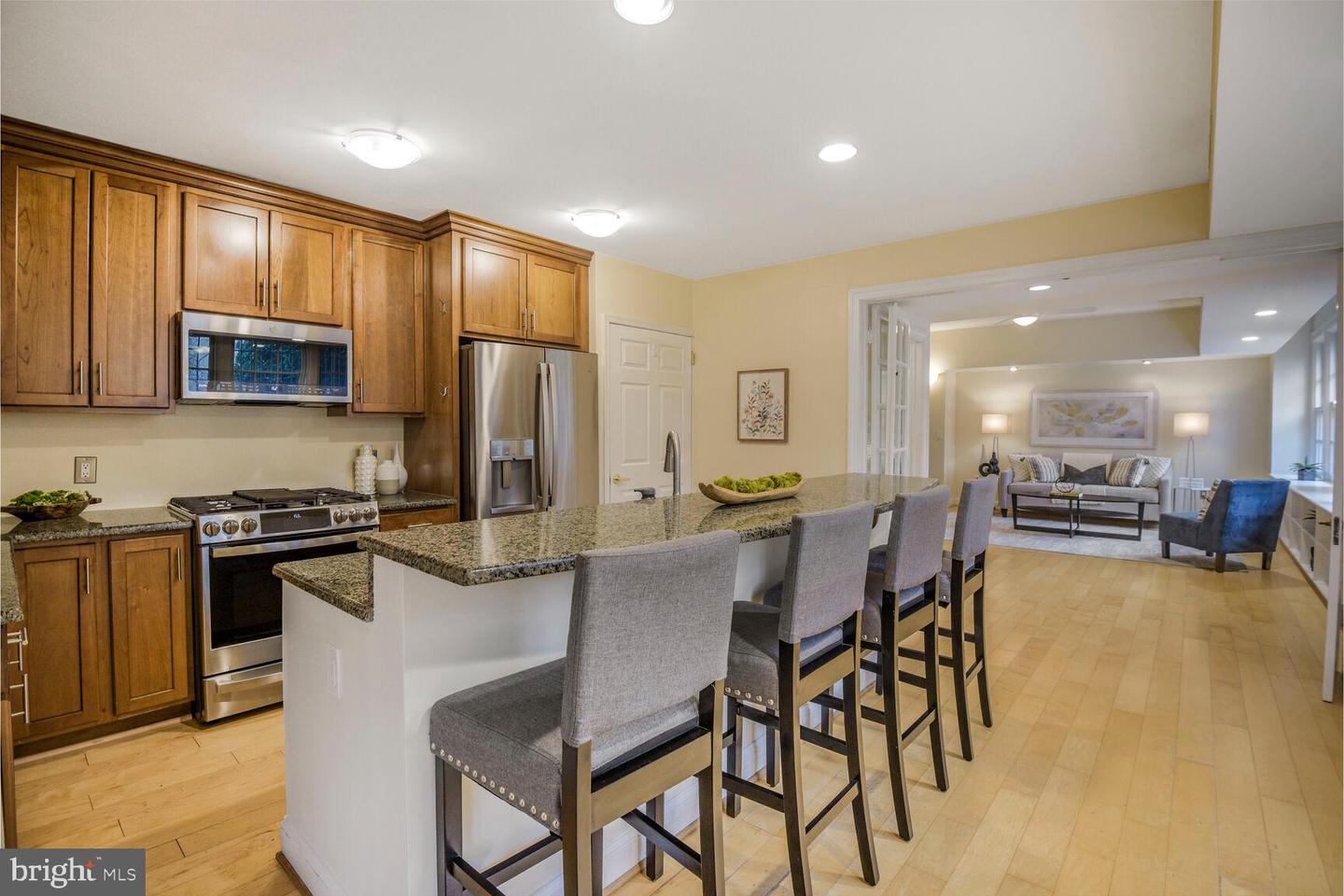 1661 CRESCENT PL NW #102, WASHINGTON, District Of Columbia 20009, 2 Bedrooms Bedrooms, ,2 BathroomsBathrooms,Residential,For sale,1661 CRESCENT PL NW #102,DCDC2192568 MLS # DCDC2192568
