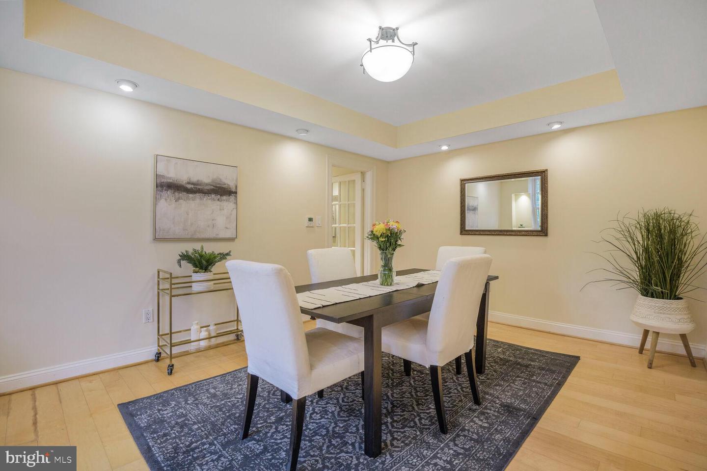 1661 CRESCENT PL NW #102, WASHINGTON, District Of Columbia 20009, 2 Bedrooms Bedrooms, ,2 BathroomsBathrooms,Residential,For sale,1661 CRESCENT PL NW #102,DCDC2192568 MLS # DCDC2192568