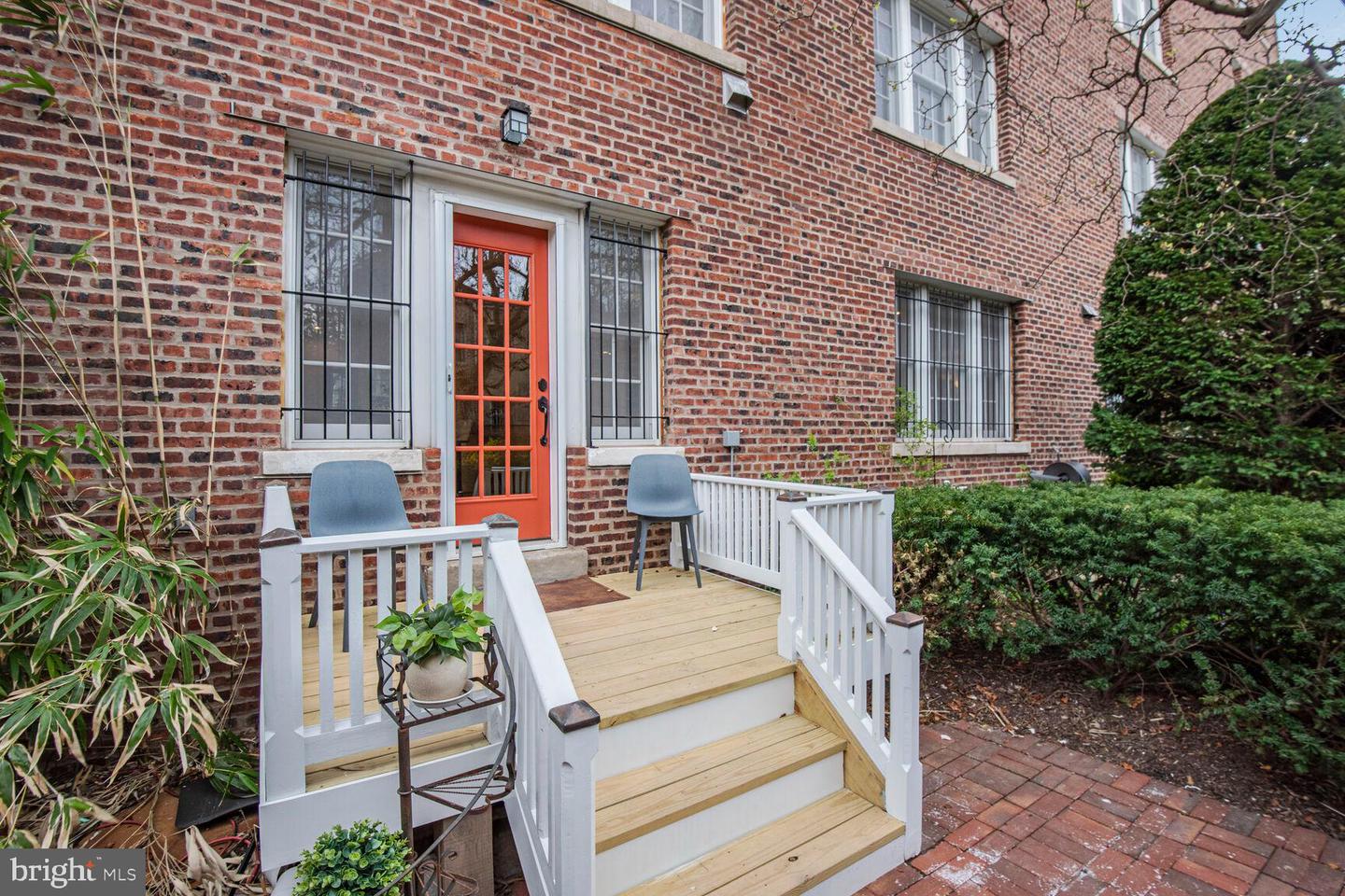 1661 CRESCENT PL NW #102, WASHINGTON, District Of Columbia 20009, 2 Bedrooms Bedrooms, ,2 BathroomsBathrooms,Residential,For sale,1661 CRESCENT PL NW #102,DCDC2192568 MLS # DCDC2192568