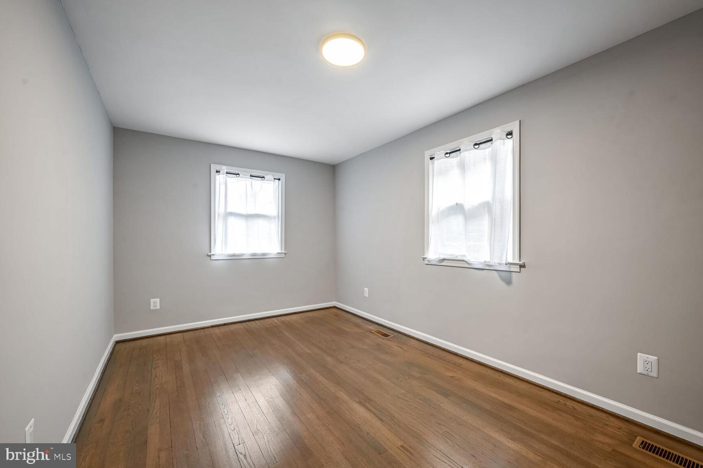 5102 CALL PL SE, WASHINGTON, District Of Columbia 20019, 4 Bedrooms Bedrooms, ,2 BathroomsBathrooms,Residential,For sale,5102 CALL PL SE,DCDC2192454 MLS # DCDC2192454