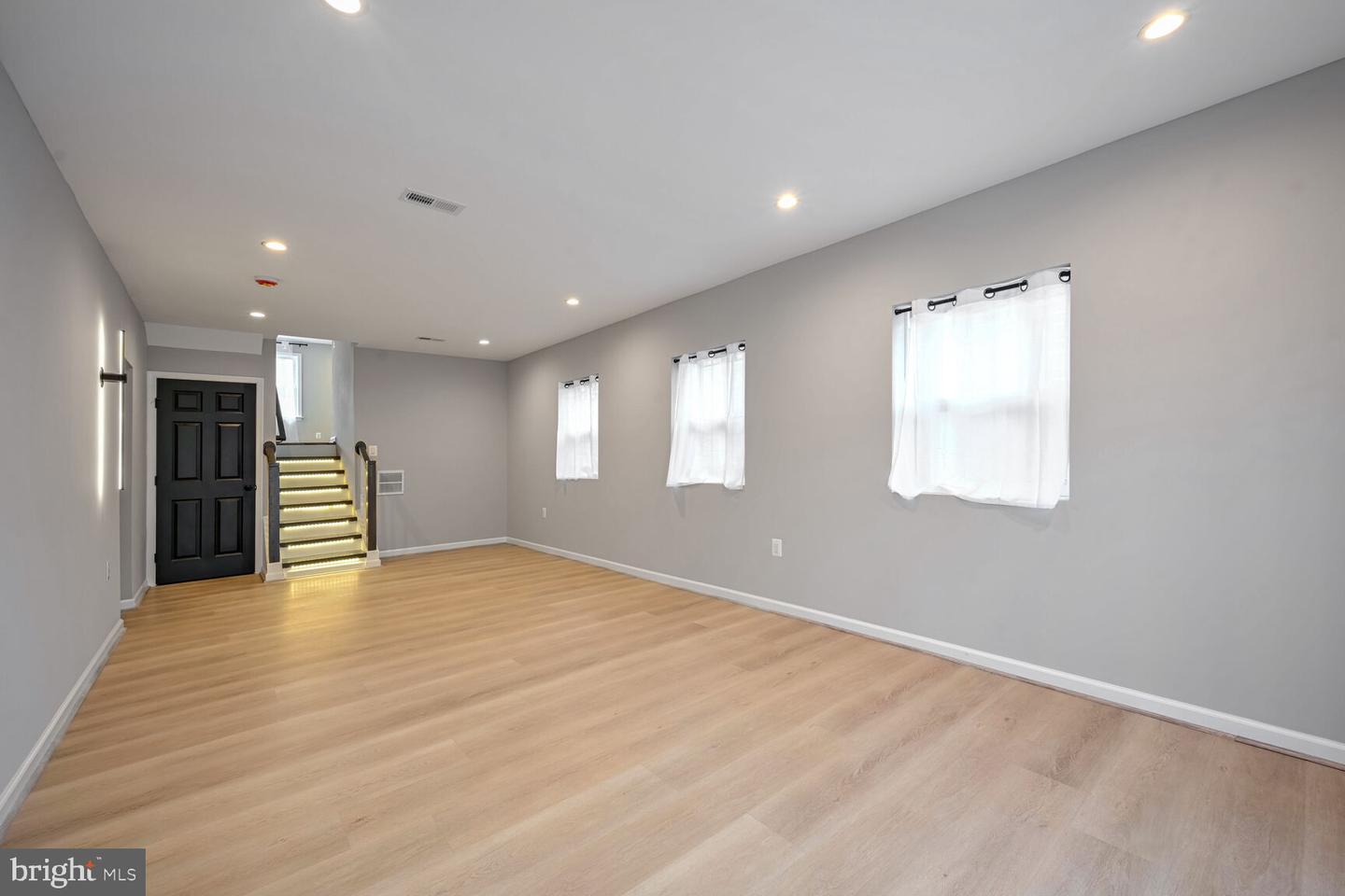5102 CALL PL SE, WASHINGTON, District Of Columbia 20019, 4 Bedrooms Bedrooms, ,2 BathroomsBathrooms,Residential,For sale,5102 CALL PL SE,DCDC2192454 MLS # DCDC2192454