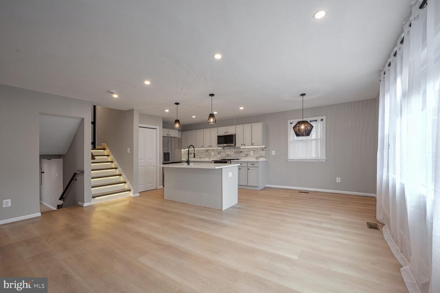 5102 CALL PL SE, WASHINGTON, District Of Columbia 20019, 4 Bedrooms Bedrooms, ,2 BathroomsBathrooms,Residential,For sale,5102 CALL PL SE,DCDC2192454 MLS # DCDC2192454