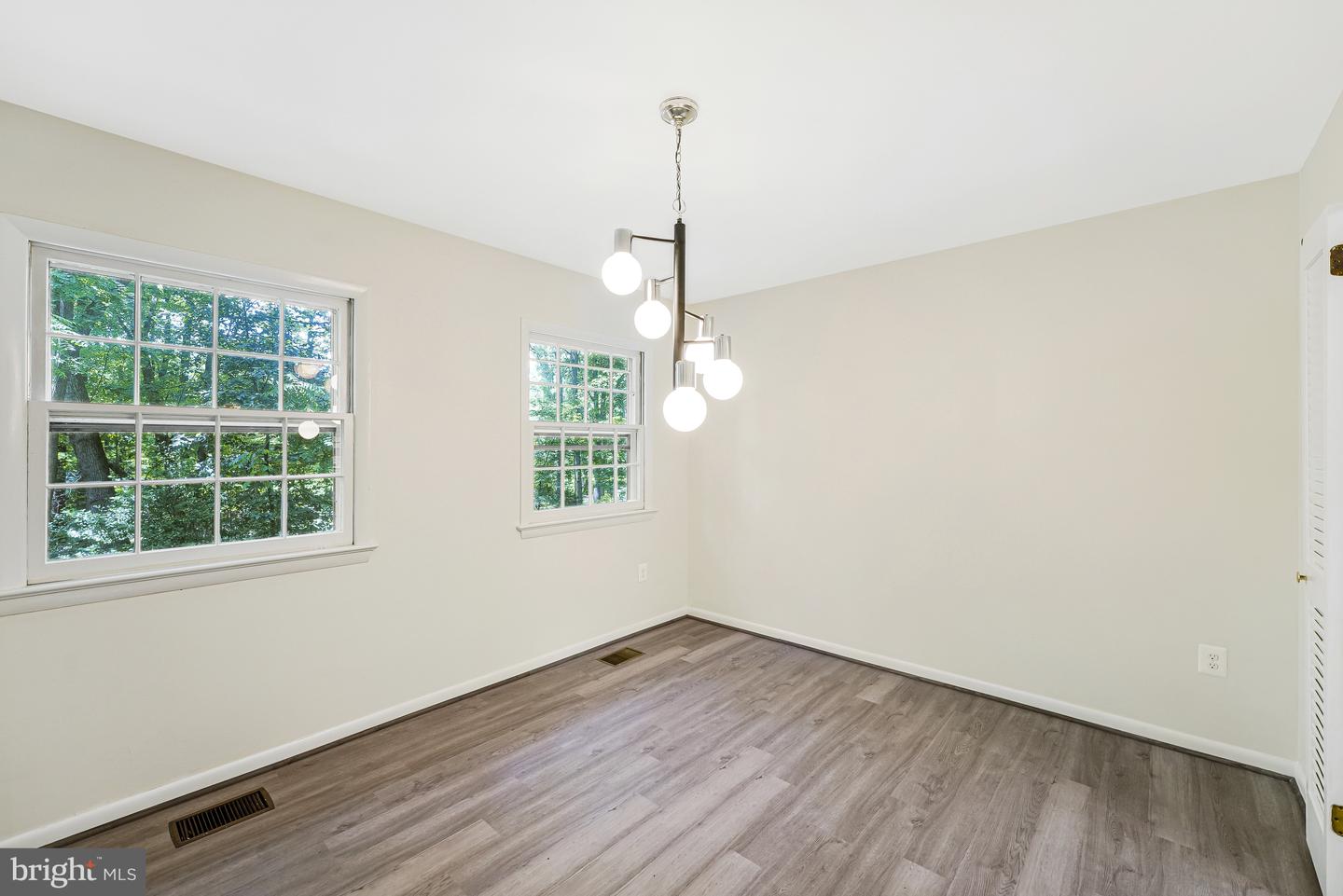 3142 SEARSMONT PL, HERNDON, Virginia 20171, 3 Bedrooms Bedrooms, ,2 BathroomsBathrooms,Residential,For sale,3142 SEARSMONT PL,VAFX2231006 MLS # VAFX2231006