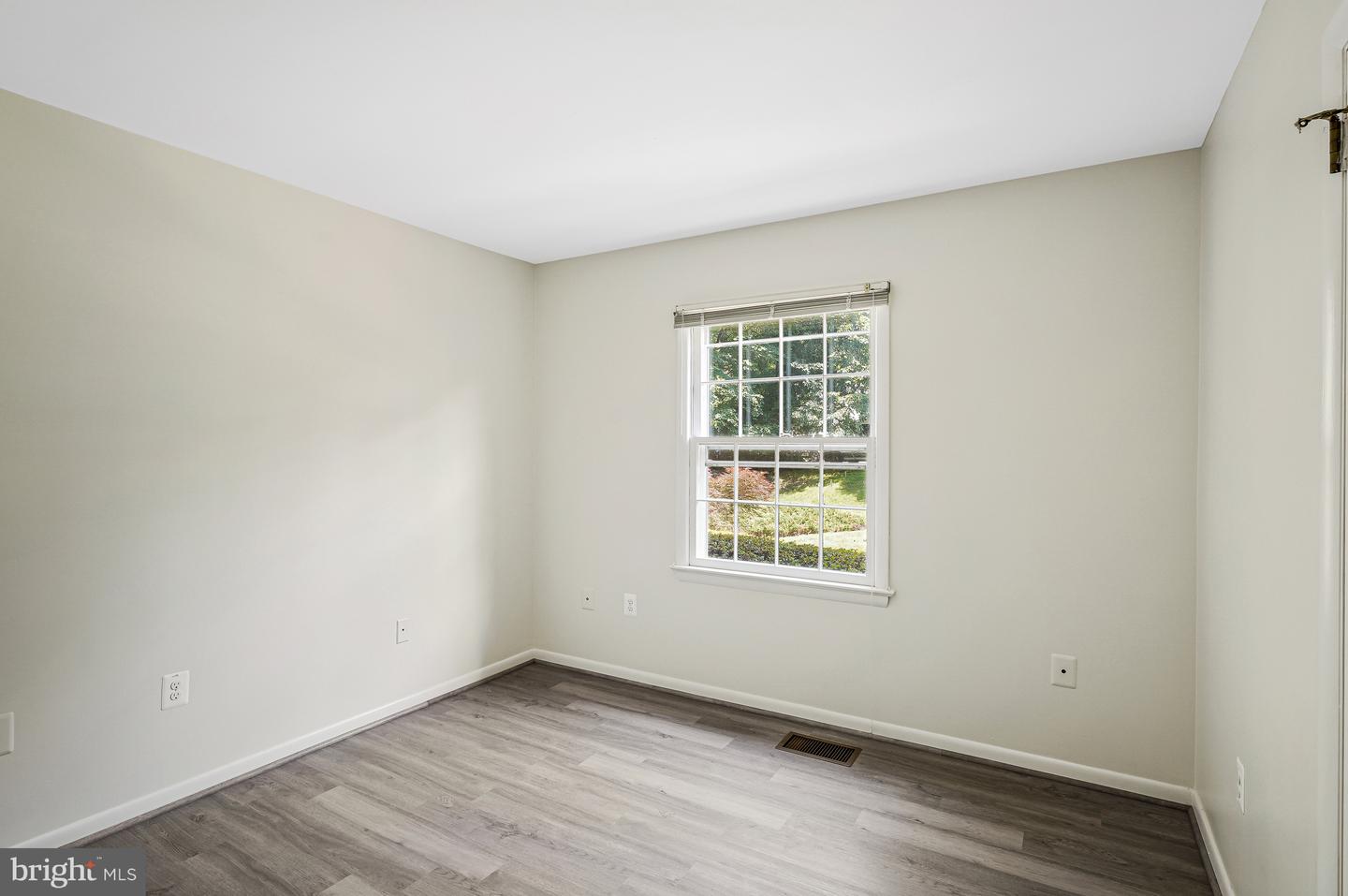 3142 SEARSMONT PL, HERNDON, Virginia 20171, 3 Bedrooms Bedrooms, ,2 BathroomsBathrooms,Residential,For sale,3142 SEARSMONT PL,VAFX2231006 MLS # VAFX2231006