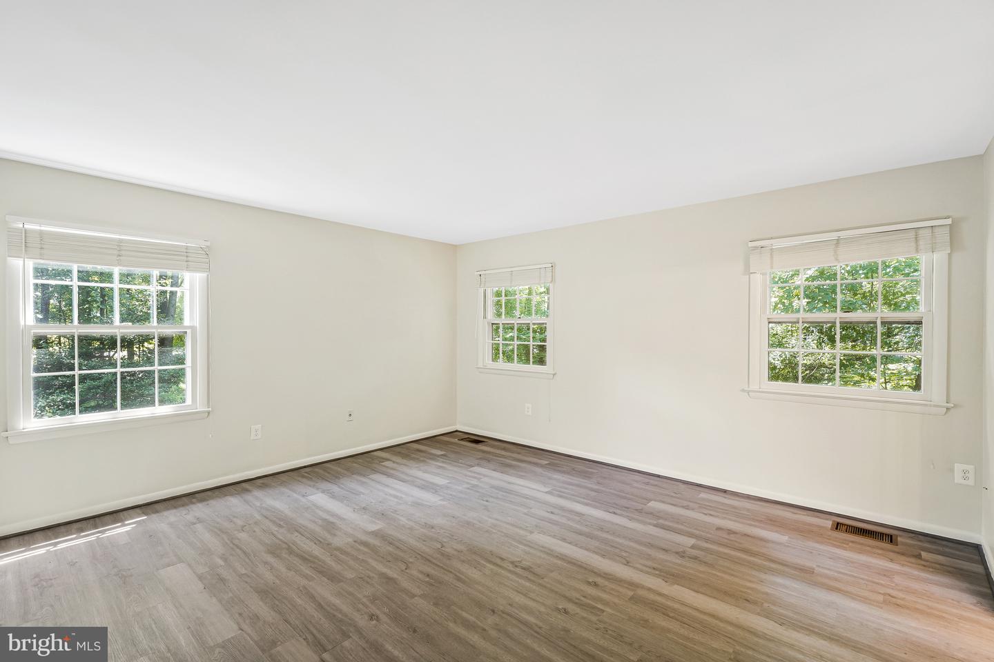 3142 SEARSMONT PL, HERNDON, Virginia 20171, 3 Bedrooms Bedrooms, ,2 BathroomsBathrooms,Residential,For sale,3142 SEARSMONT PL,VAFX2231006 MLS # VAFX2231006