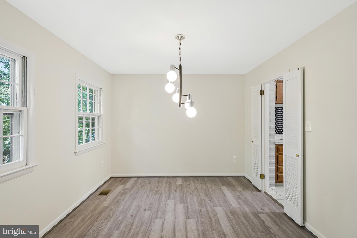 3142 SEARSMONT PL, HERNDON, Virginia 20171, 3 Bedrooms Bedrooms, ,2 BathroomsBathrooms,Residential,For sale,3142 SEARSMONT PL,VAFX2231006 MLS # VAFX2231006