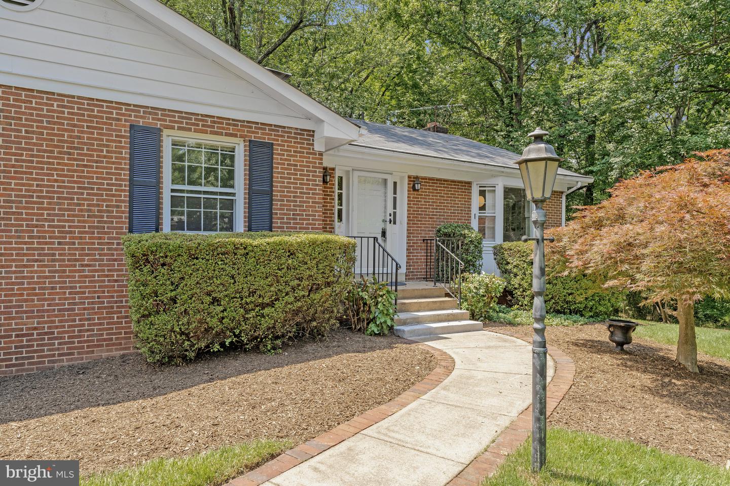 3142 SEARSMONT PL, HERNDON, Virginia 20171, 3 Bedrooms Bedrooms, ,2 BathroomsBathrooms,Residential,For sale,3142 SEARSMONT PL,VAFX2231006 MLS # VAFX2231006