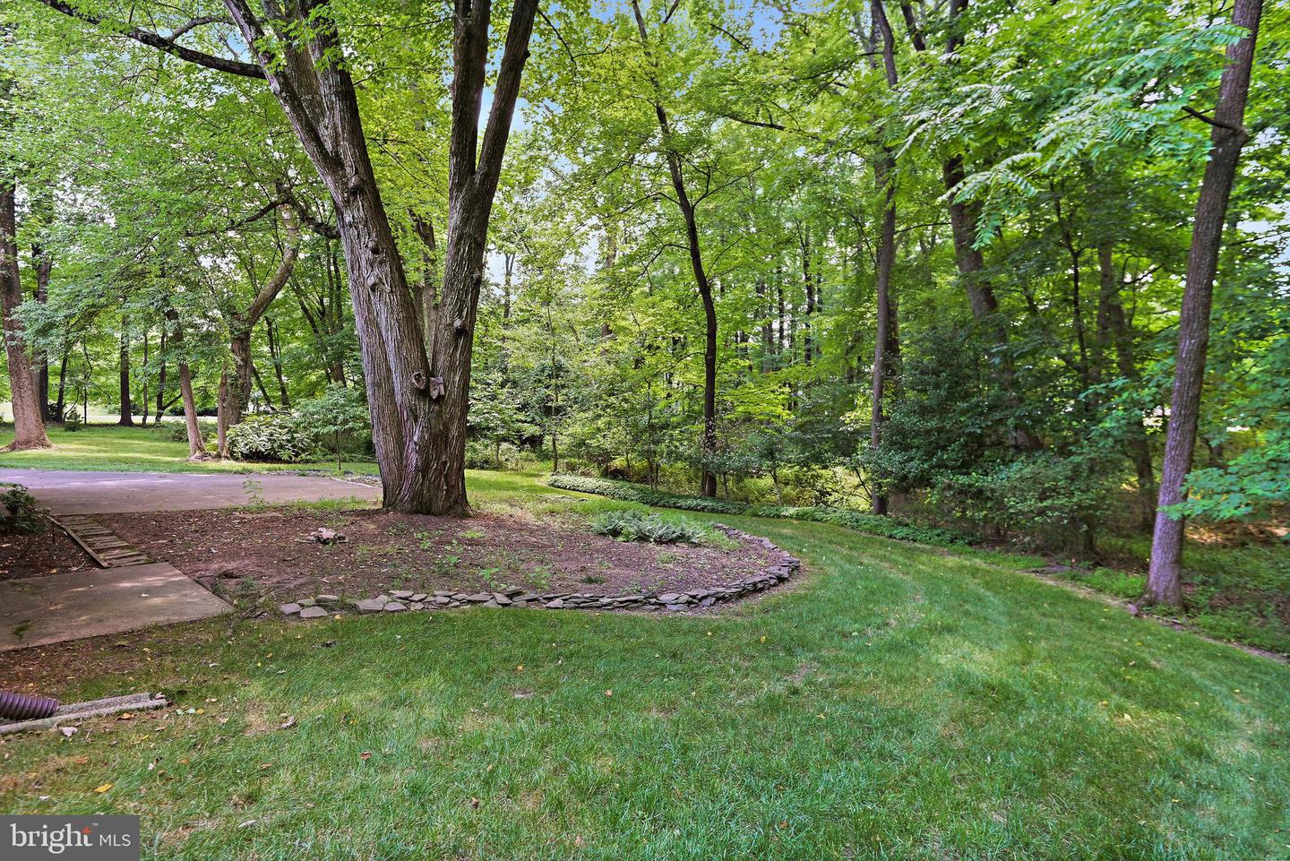 3142 SEARSMONT PL, HERNDON, Virginia 20171, 3 Bedrooms Bedrooms, ,2 BathroomsBathrooms,Residential,For sale,3142 SEARSMONT PL,VAFX2231006 MLS # VAFX2231006