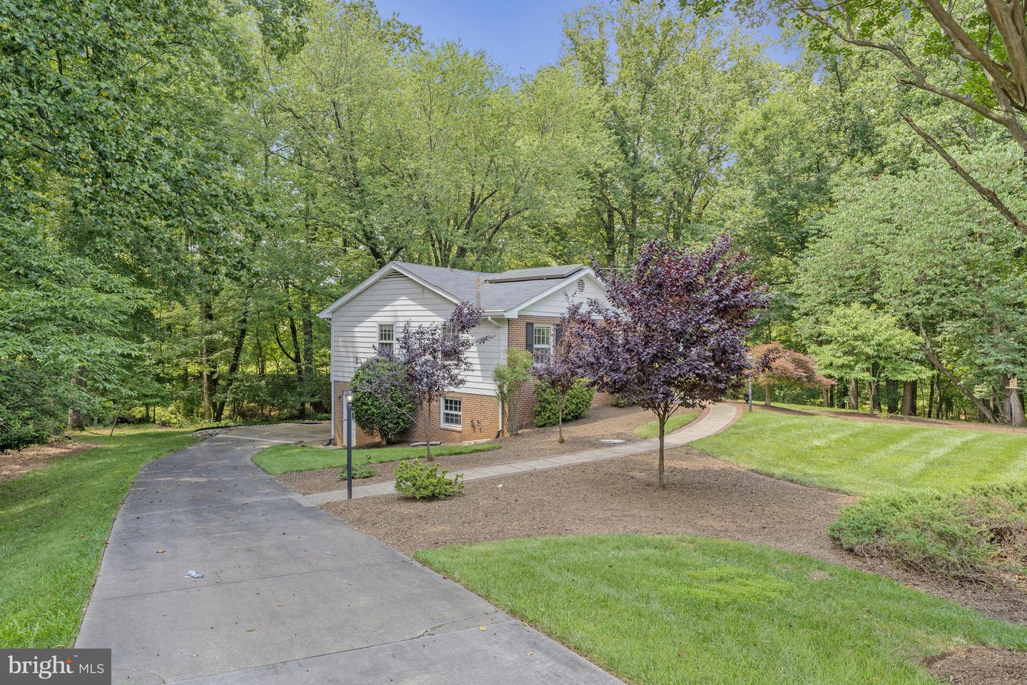 3142 SEARSMONT PL, HERNDON, Virginia 20171, 3 Bedrooms Bedrooms, ,2 BathroomsBathrooms,Residential,For sale,3142 SEARSMONT PL,VAFX2231006 MLS # VAFX2231006