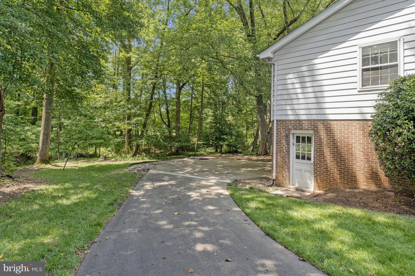 3142 SEARSMONT PL, HERNDON, Virginia 20171, 3 Bedrooms Bedrooms, ,2 BathroomsBathrooms,Residential,For sale,3142 SEARSMONT PL,VAFX2231006 MLS # VAFX2231006
