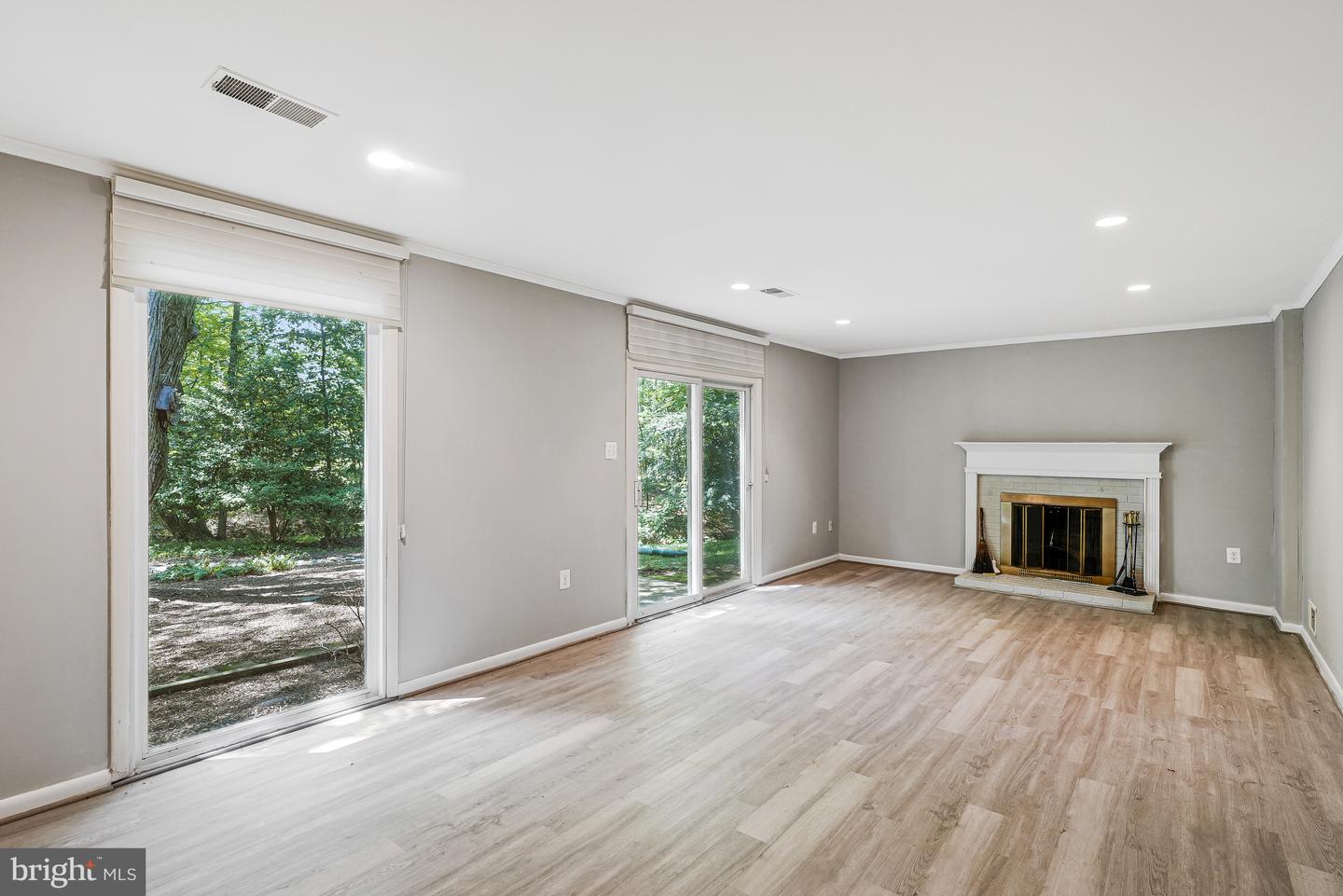 3142 SEARSMONT PL, HERNDON, Virginia 20171, 3 Bedrooms Bedrooms, ,2 BathroomsBathrooms,Residential,For sale,3142 SEARSMONT PL,VAFX2231006 MLS # VAFX2231006