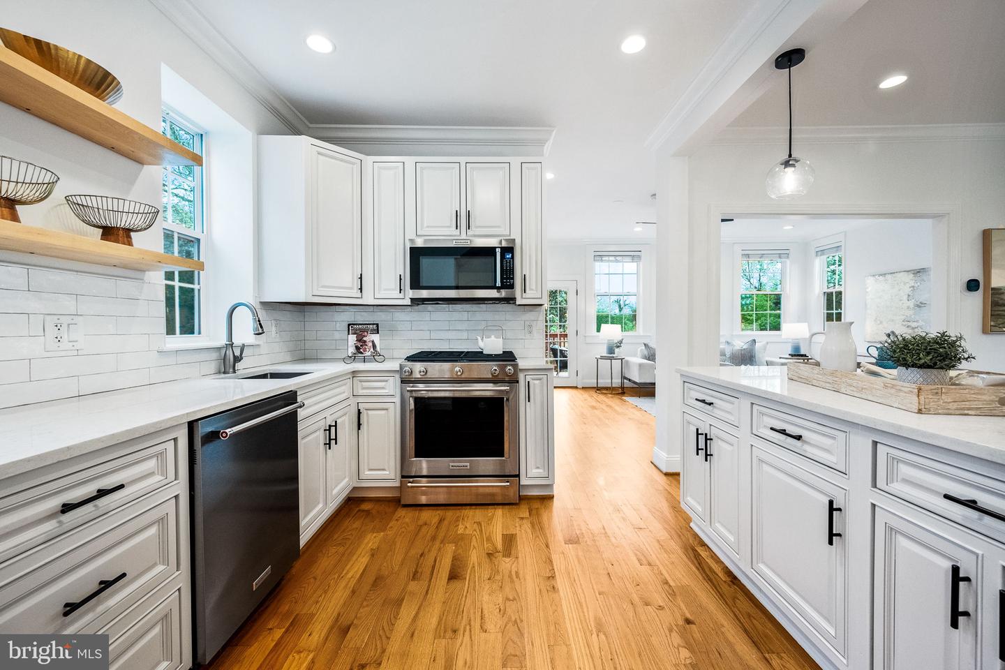 2925 SOUTH DAKOTA AVE NE, WASHINGTON, District Of Columbia 20018, 5 Bedrooms Bedrooms, ,4 BathroomsBathrooms,Residential,For sale,2925 SOUTH DAKOTA AVE NE,DCDC2196912 MLS # DCDC2196912