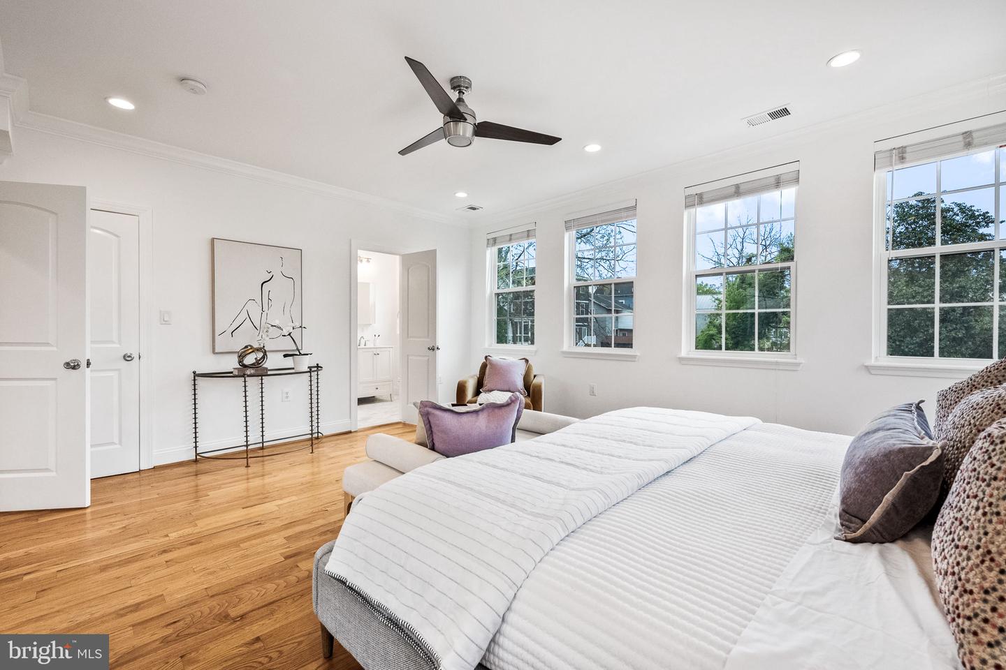 2925 SOUTH DAKOTA AVE NE, WASHINGTON, District Of Columbia 20018, 5 Bedrooms Bedrooms, ,4 BathroomsBathrooms,Residential,For sale,2925 SOUTH DAKOTA AVE NE,DCDC2196912 MLS # DCDC2196912
