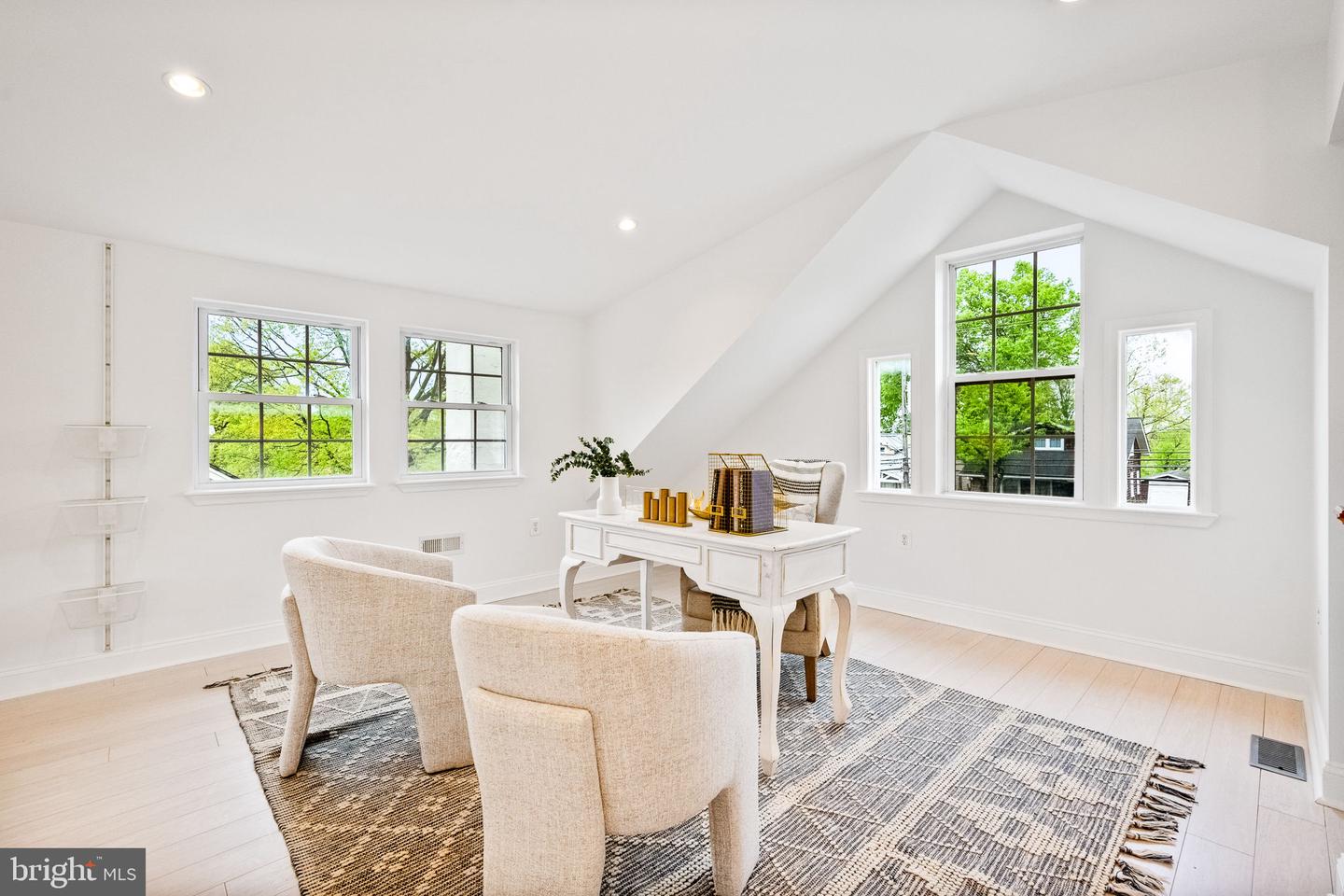 2925 SOUTH DAKOTA AVE NE, WASHINGTON, District Of Columbia 20018, 5 Bedrooms Bedrooms, ,4 BathroomsBathrooms,Residential,For sale,2925 SOUTH DAKOTA AVE NE,DCDC2196912 MLS # DCDC2196912