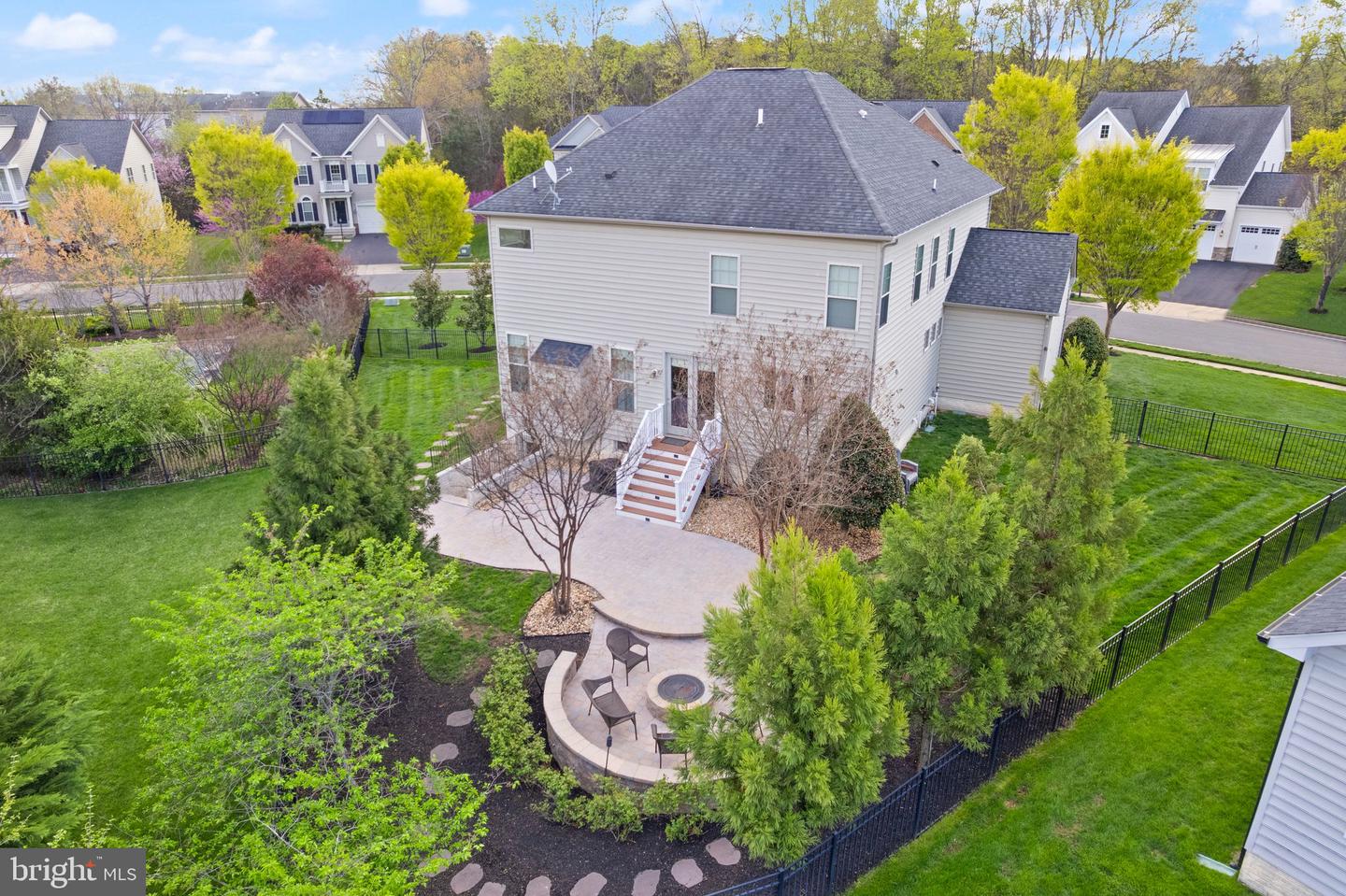 6846 NOYES AVE, HAYMARKET, Virginia 20169, 5 Bedrooms Bedrooms, ,4 BathroomsBathrooms,Residential,For sale,6846 NOYES AVE,VAPW2092184 MLS # VAPW2092184