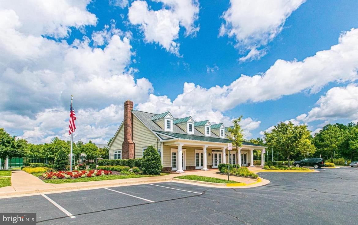 6846 NOYES AVE, HAYMARKET, Virginia 20169, 5 Bedrooms Bedrooms, ,4 BathroomsBathrooms,Residential,For sale,6846 NOYES AVE,VAPW2092184 MLS # VAPW2092184