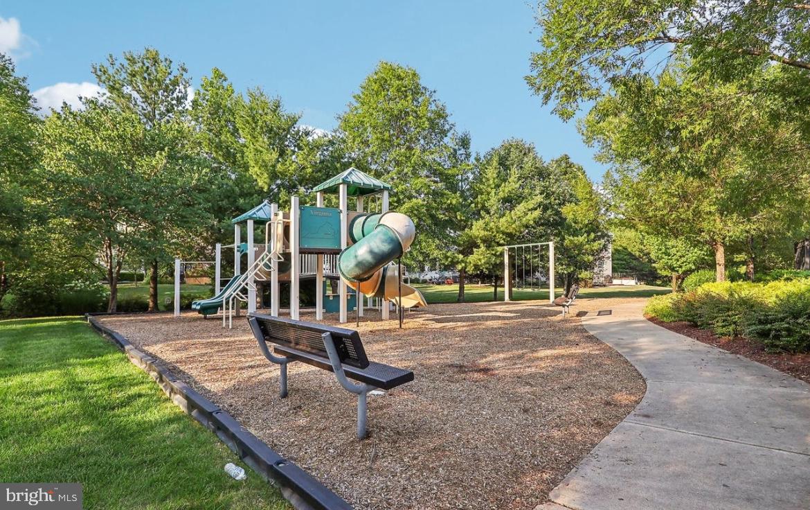 6846 NOYES AVE, HAYMARKET, Virginia 20169, 5 Bedrooms Bedrooms, ,4 BathroomsBathrooms,Residential,For sale,6846 NOYES AVE,VAPW2092184 MLS # VAPW2092184