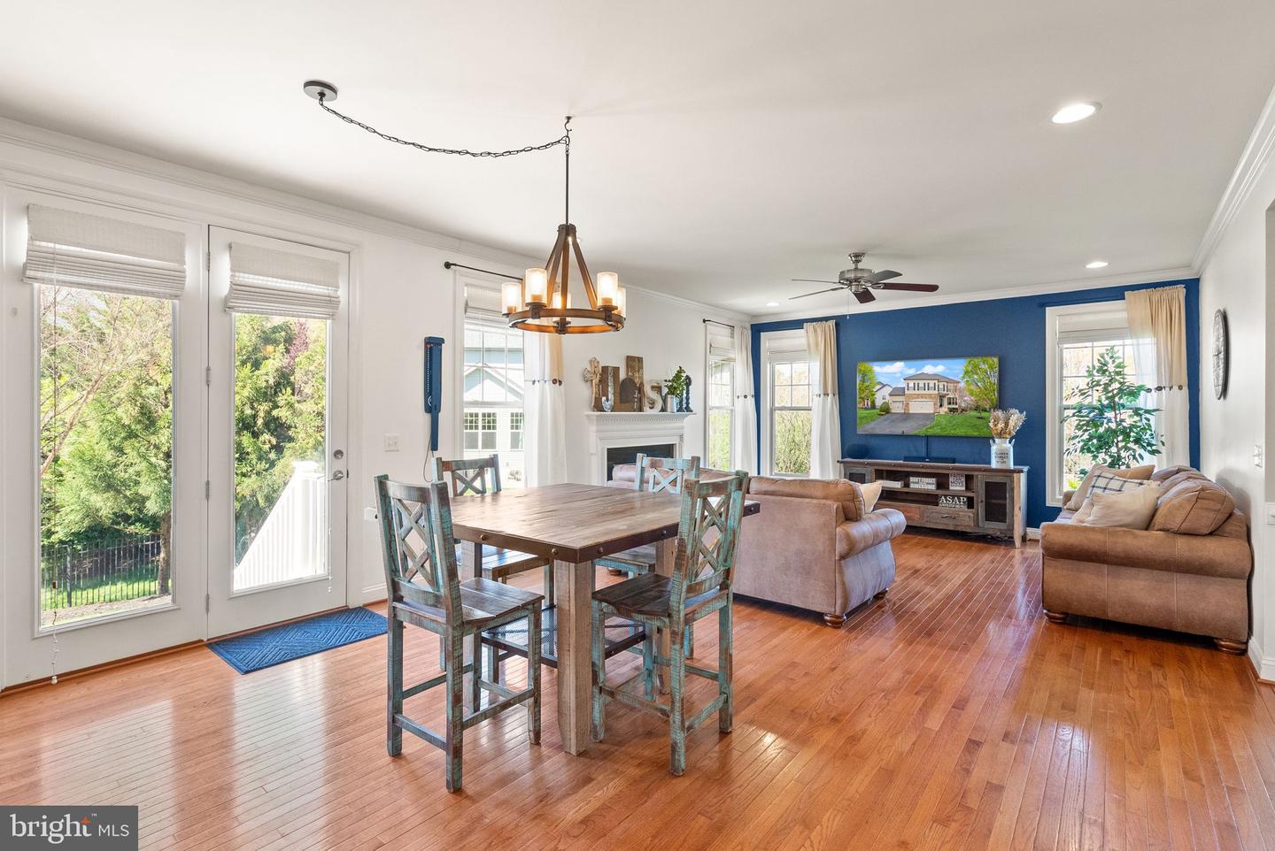 6846 NOYES AVE, HAYMARKET, Virginia 20169, 5 Bedrooms Bedrooms, ,4 BathroomsBathrooms,Residential,For sale,6846 NOYES AVE,VAPW2092184 MLS # VAPW2092184
