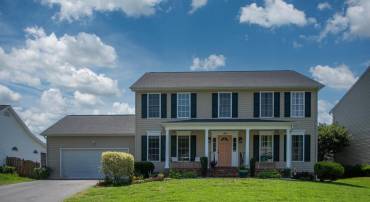 10926 STACY RUN, FREDERICKSBURG, Virginia 22408, 4 Bedrooms Bedrooms, ,2 BathroomsBathrooms,Residential,10926 STACY RUN,VASP2034338 MLS # VASP2034338