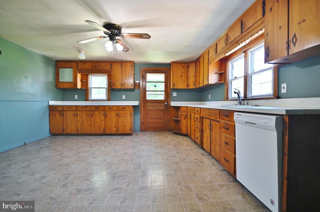 3150 IDA RD, LURAY, Virginia 22835, 3 Bedrooms Bedrooms, ,1 BathroomBathrooms,Residential,3150 IDA RD,VAPA2005050 MLS # VAPA2005050
