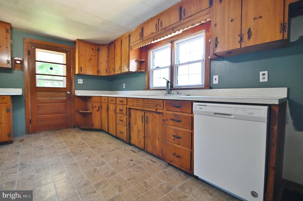 3150 IDA RD, LURAY, Virginia 22835, 3 Bedrooms Bedrooms, ,1 BathroomBathrooms,Residential,3150 IDA RD,VAPA2005050 MLS # VAPA2005050
